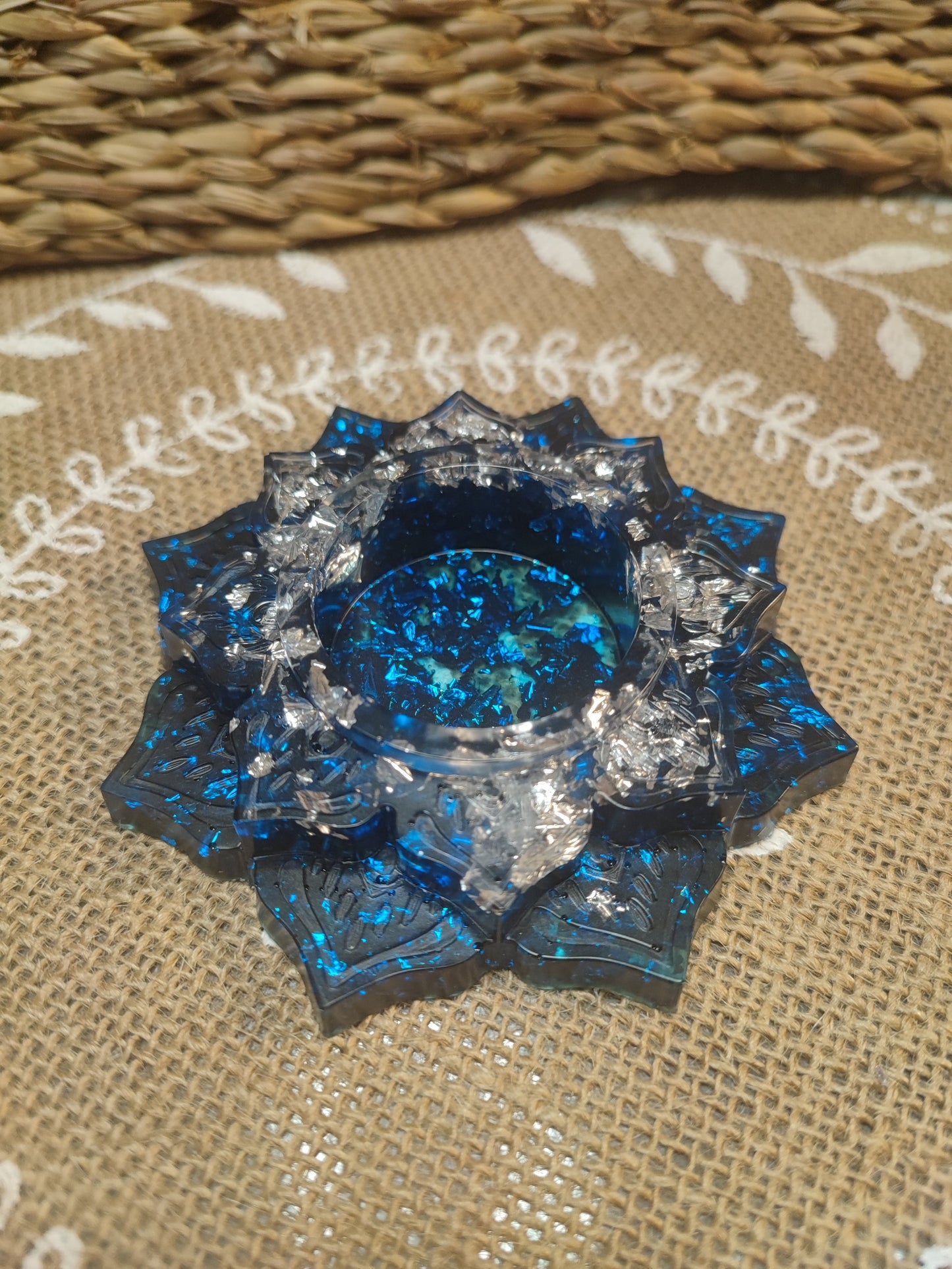 bougeoirs fleur de lotus bleu argenté résine epoxy