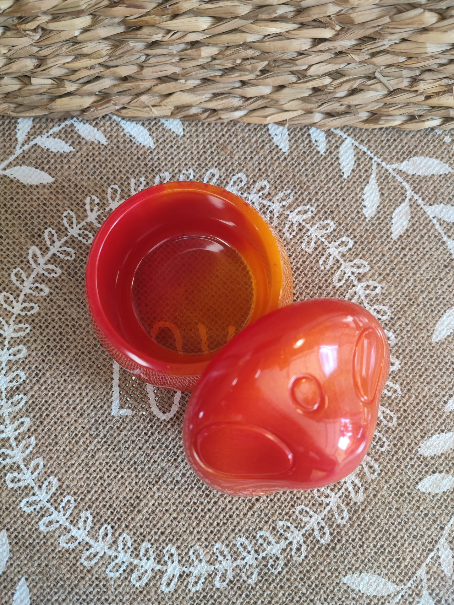 boite à bijoux champignon rouge et orange résine epoxy
