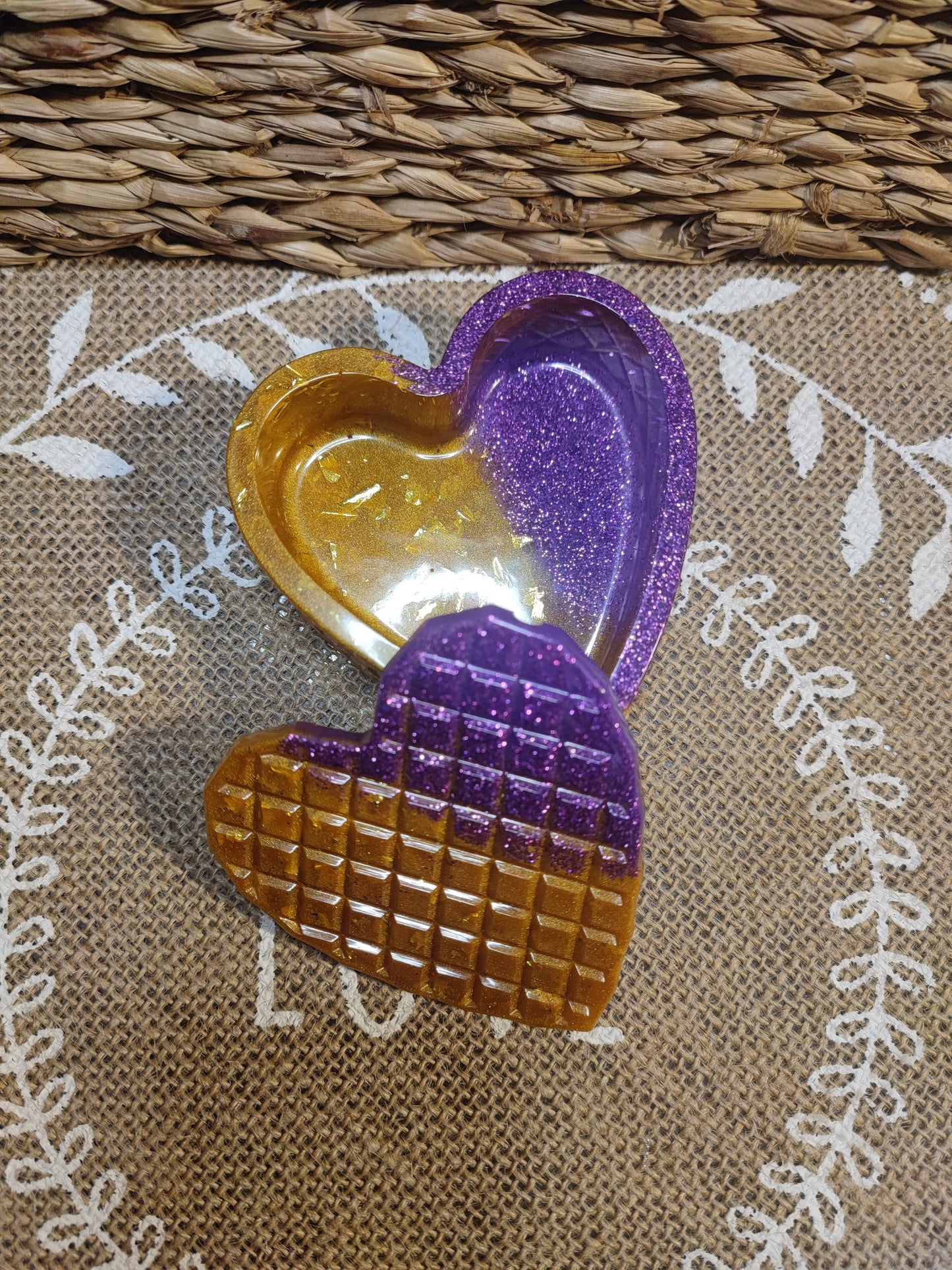 boite à bijoux coeur violette dorée résine epoxy