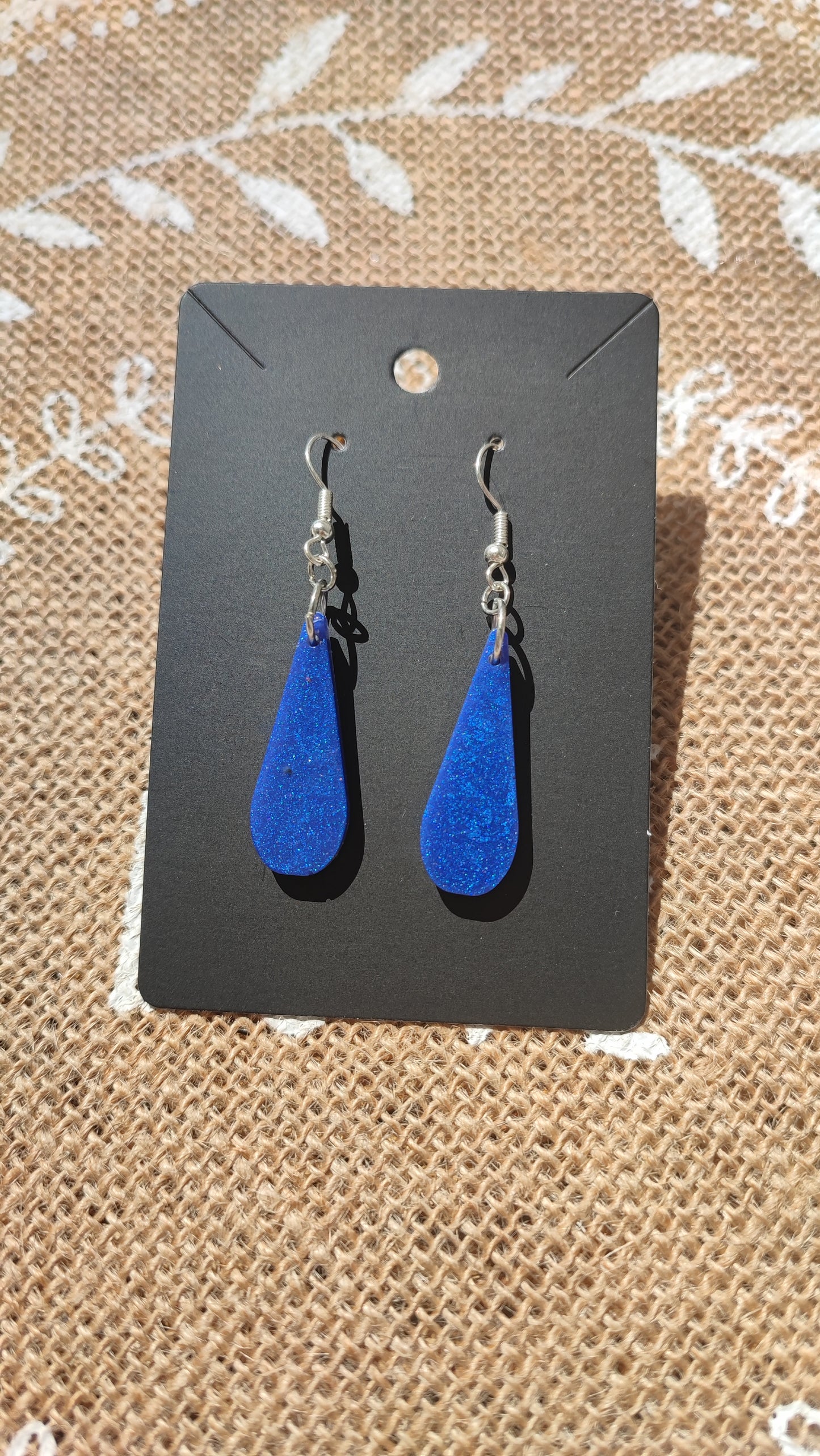 boucles d'oreilles gouttes d'eau en résine epoxy