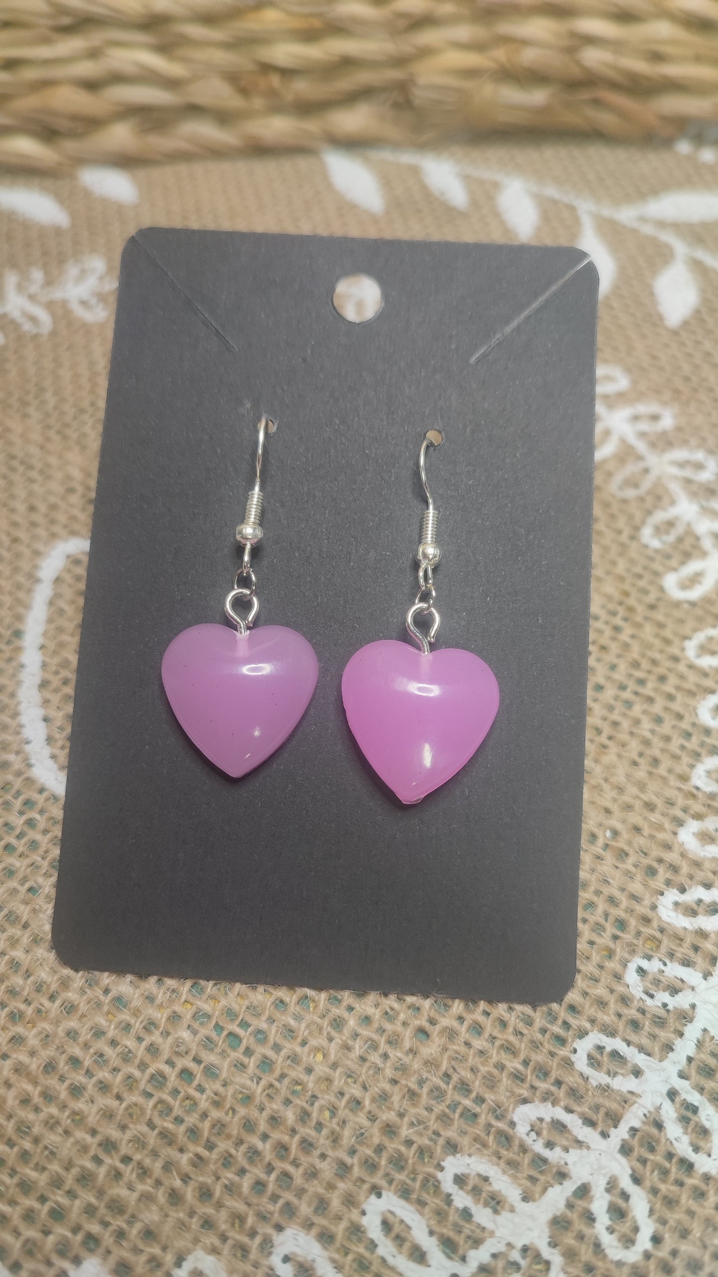boucles d'oreilles coeur ( petit format ) rose pastel résine epoxy
