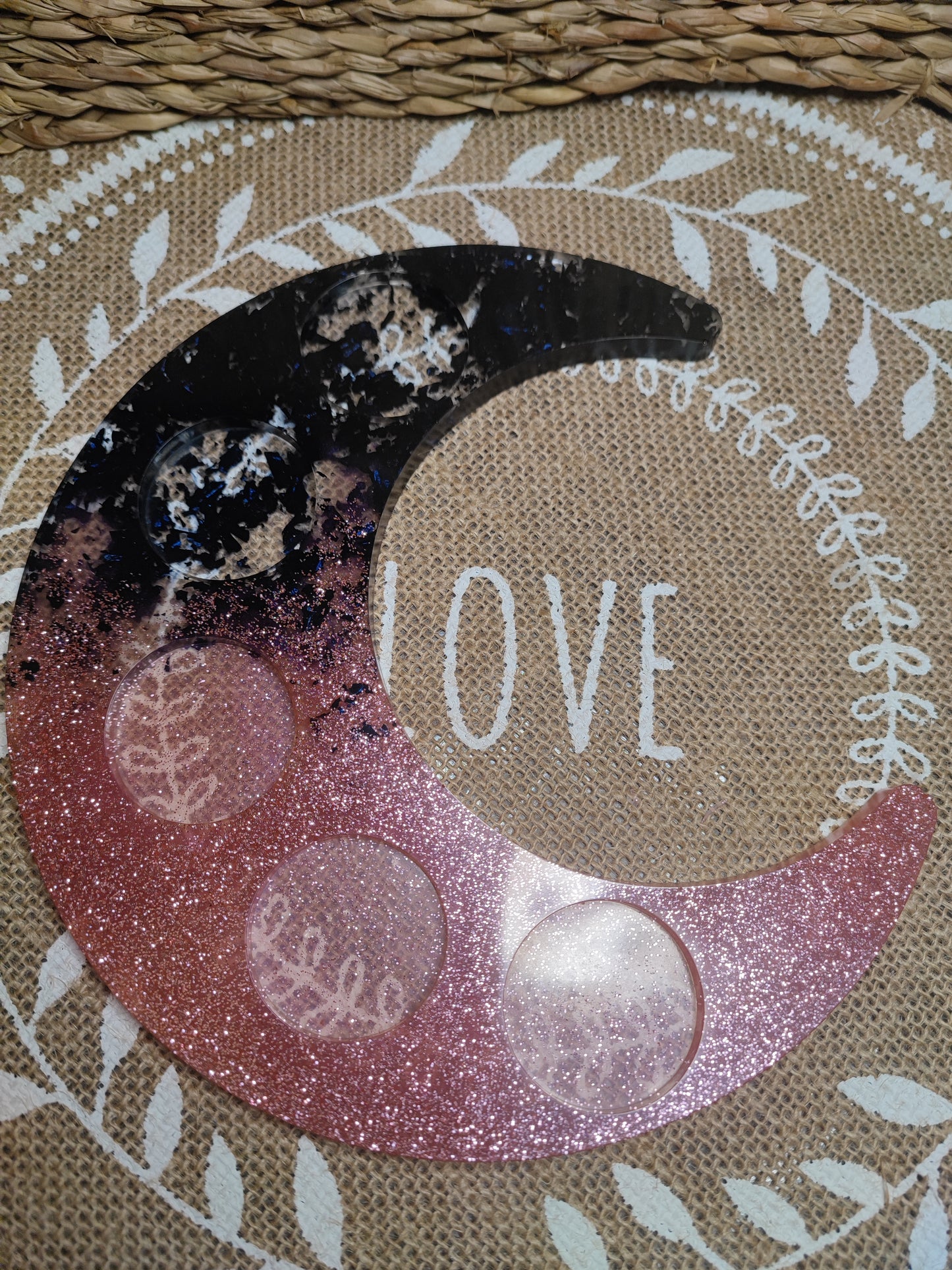 bougeoir lune rose pailleté et feuille noir résine epoxy