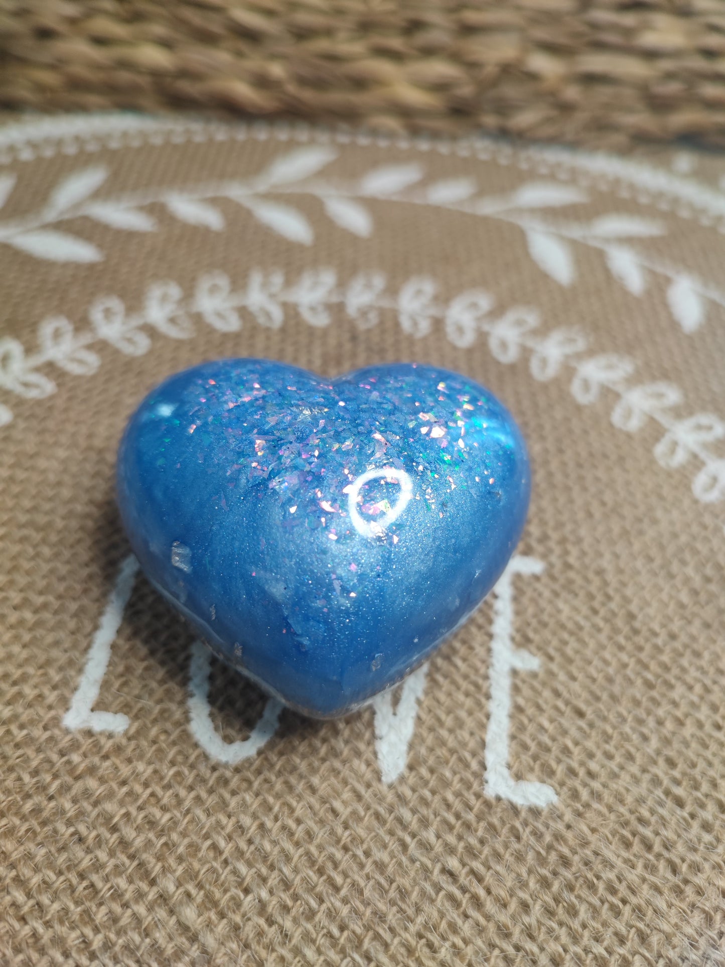 figurine coeur bleu holographique résine epoxy