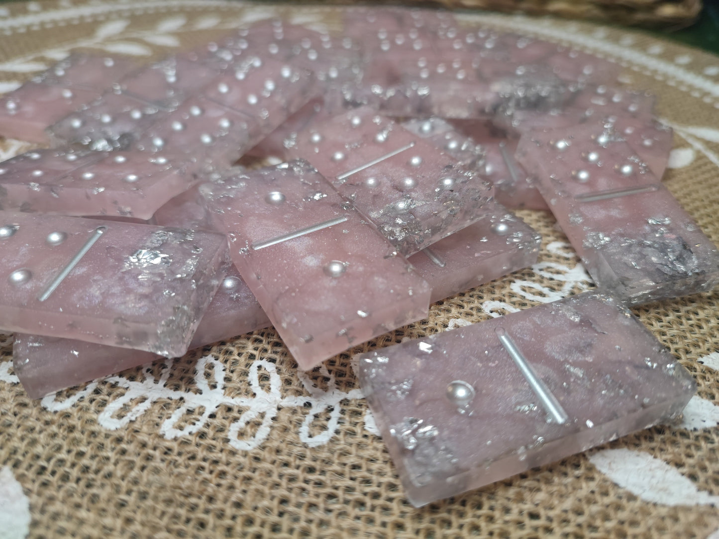 domino rose argenté résine epoxy