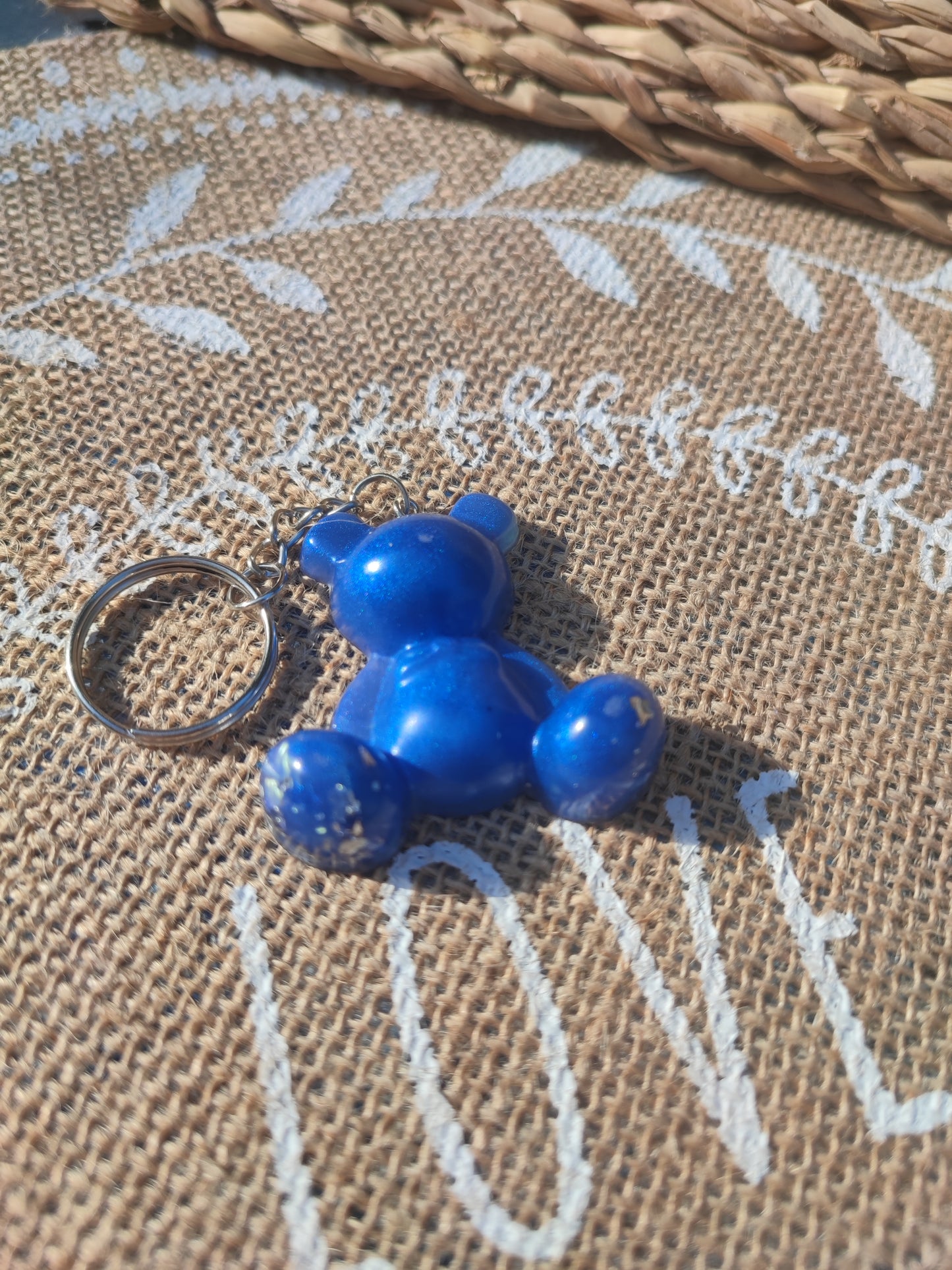 porte clé maman ours bleu saphyr et argenté résine epoxy