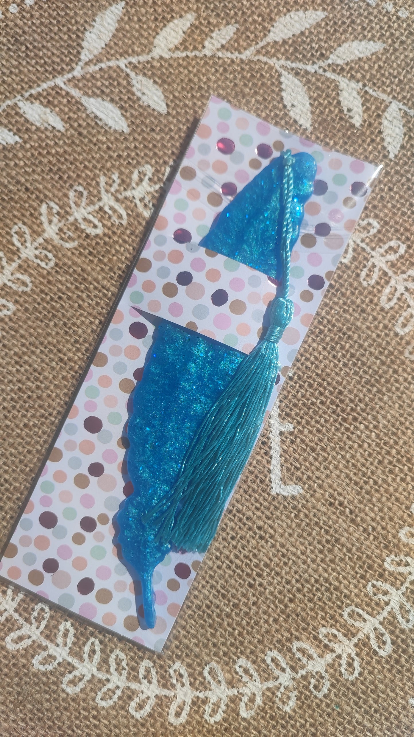 marque pages plume bleu ciel pailleté résine epoxy