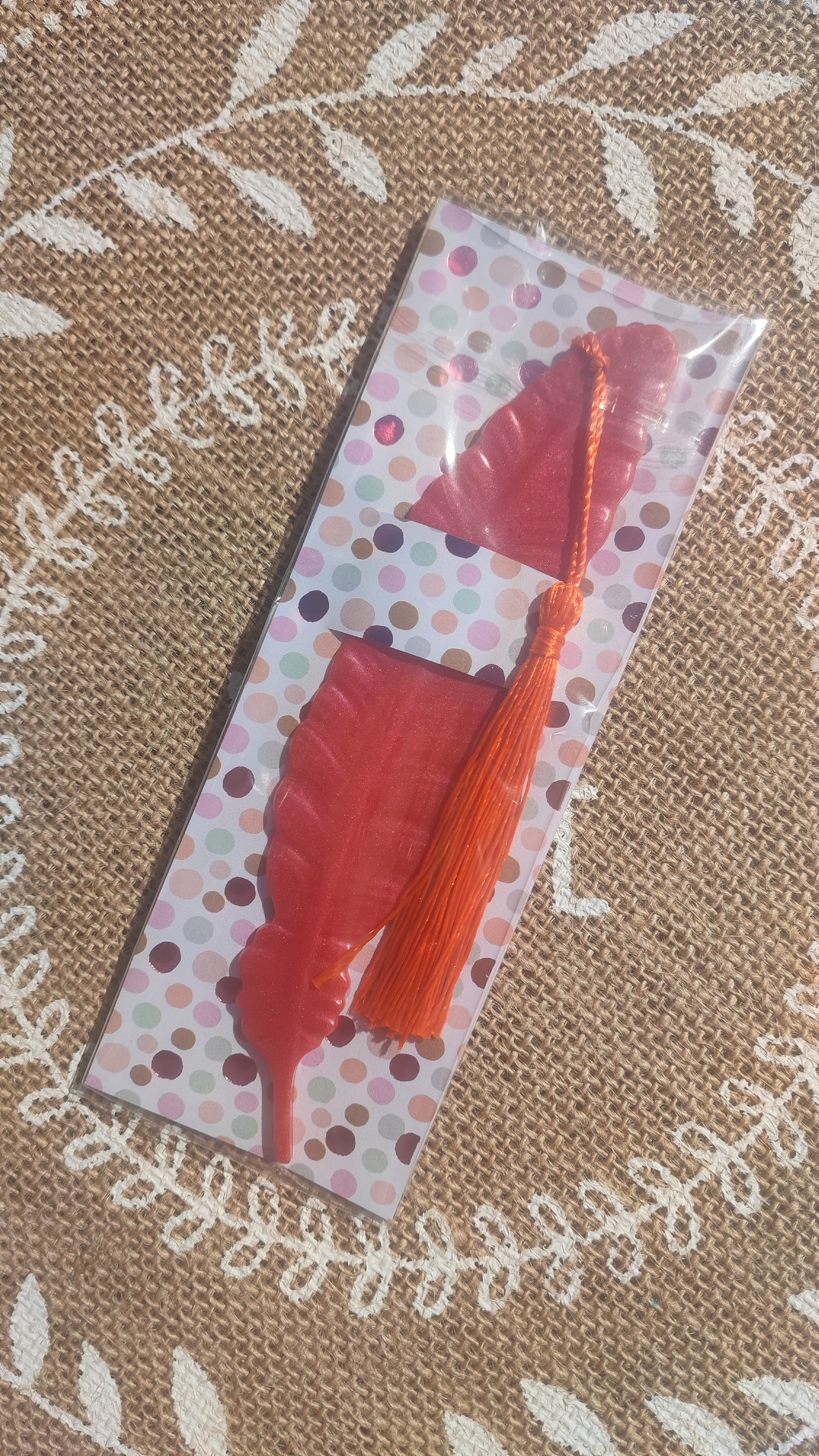 marque pages plume rouge opaque résine epoxy