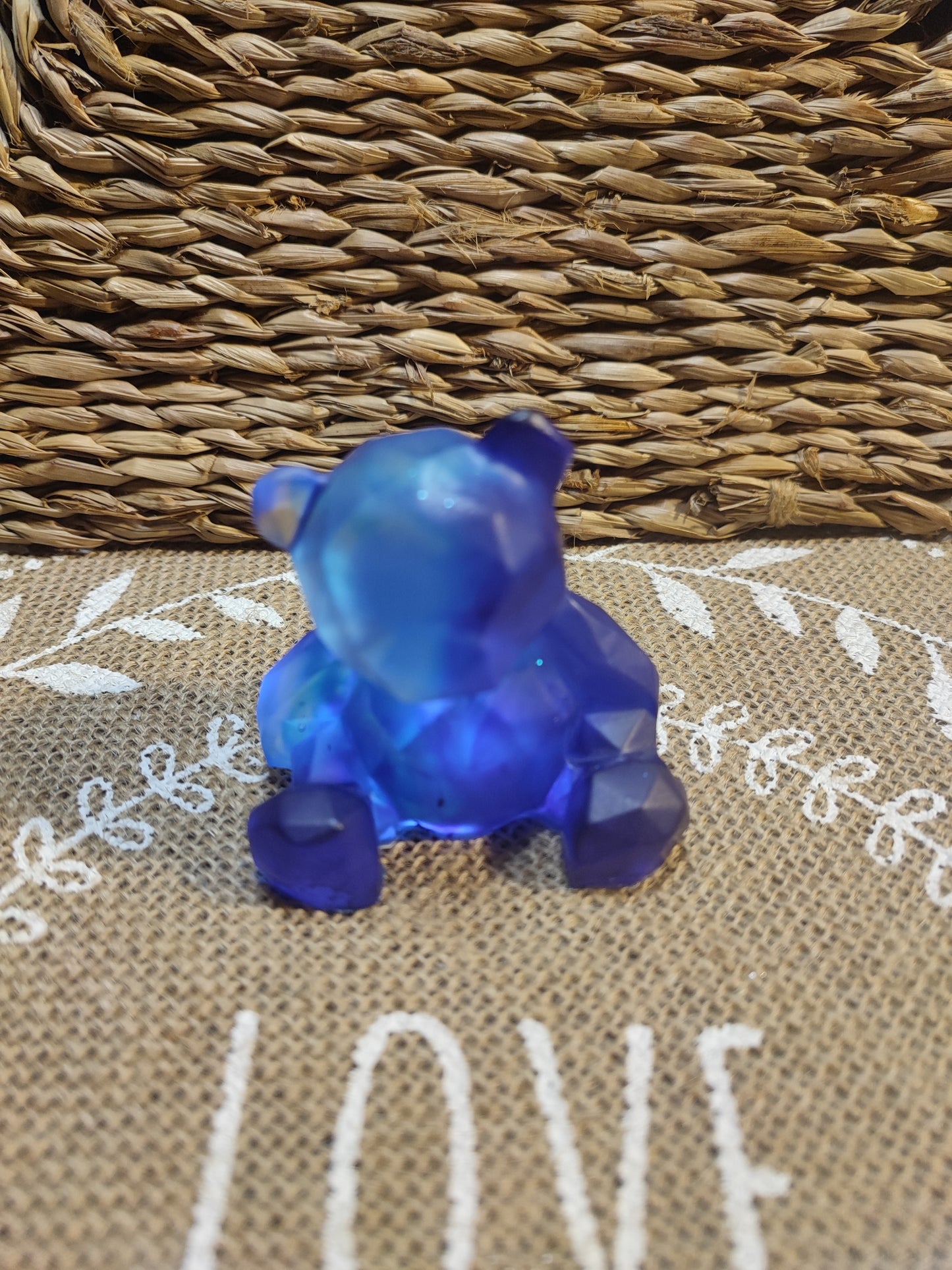 figurine ours bleu transparente effet mat résine epoxy