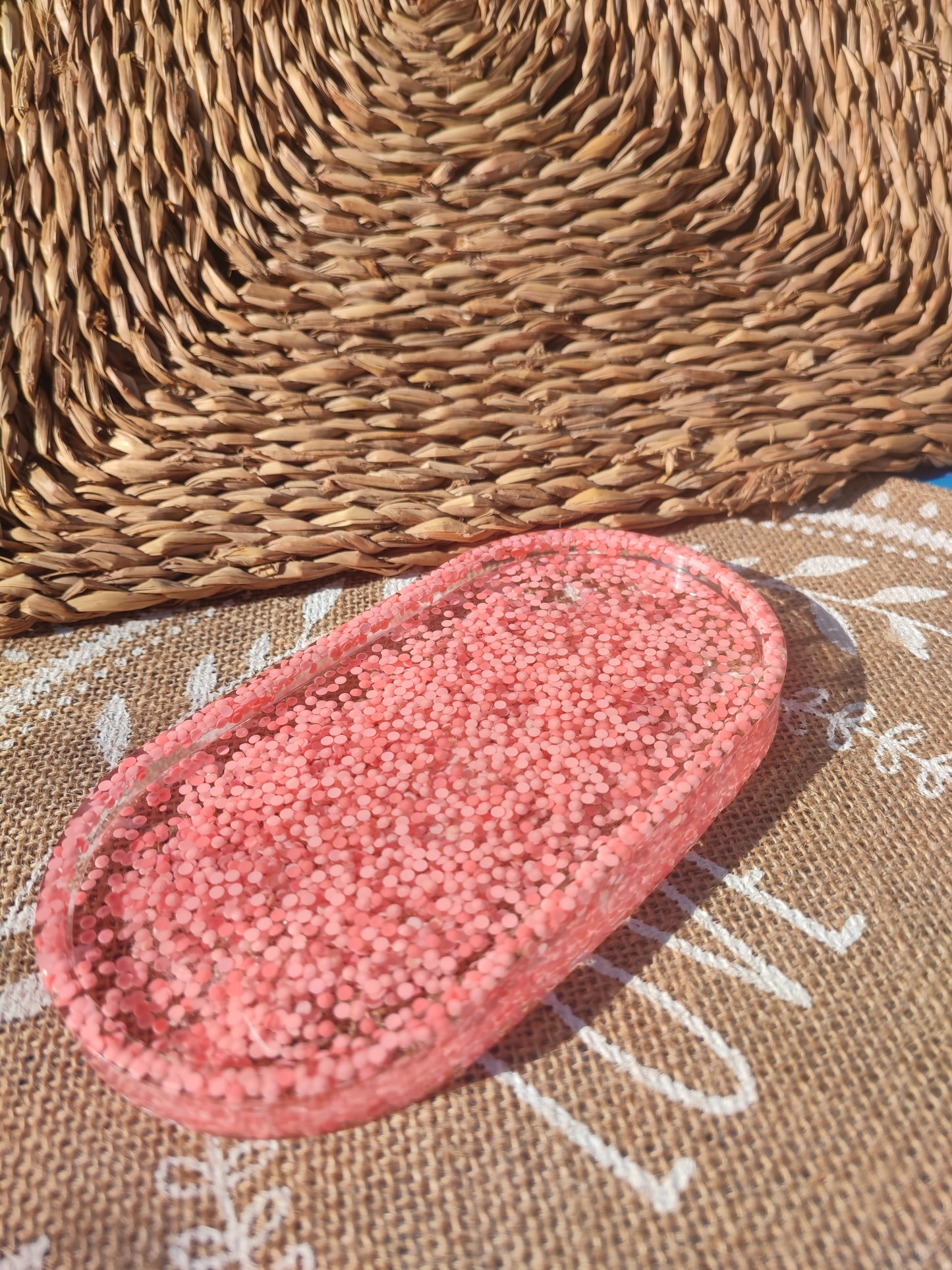 plateau vide poche ovale perlé rose résine epoxy