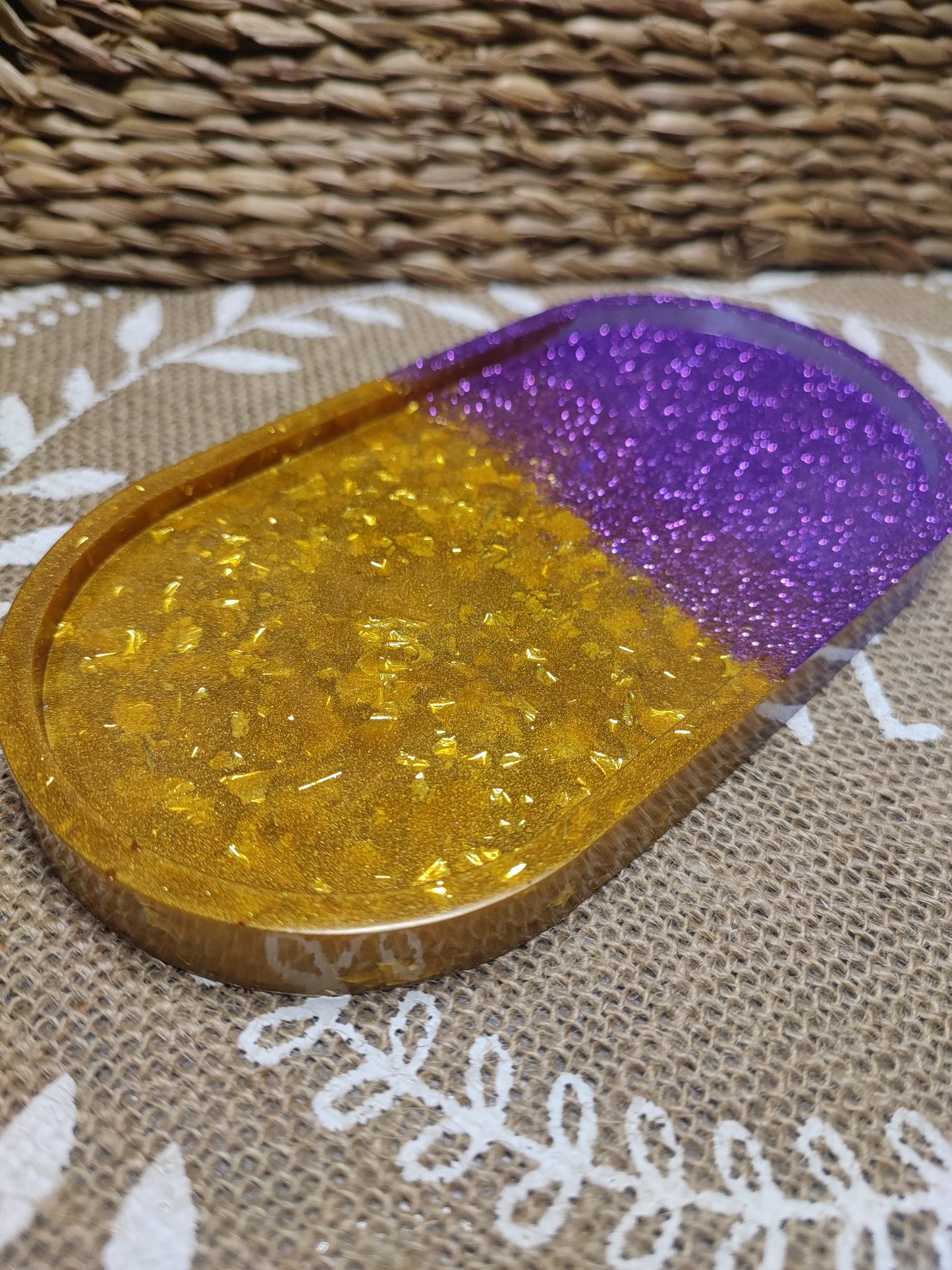 plateau vide poche violet et doré résine epoxy