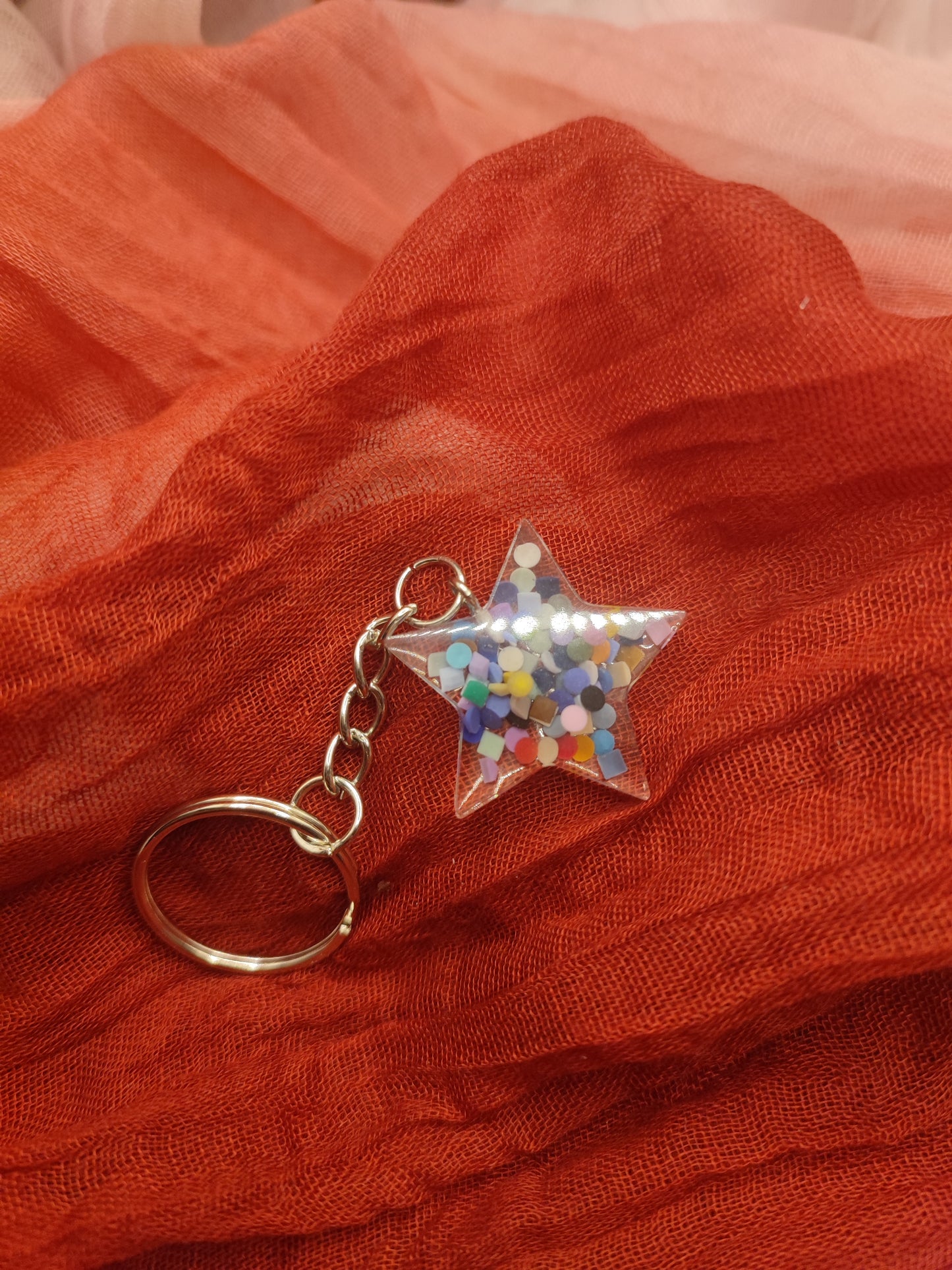 porte clé étoile perlé résine epoxy