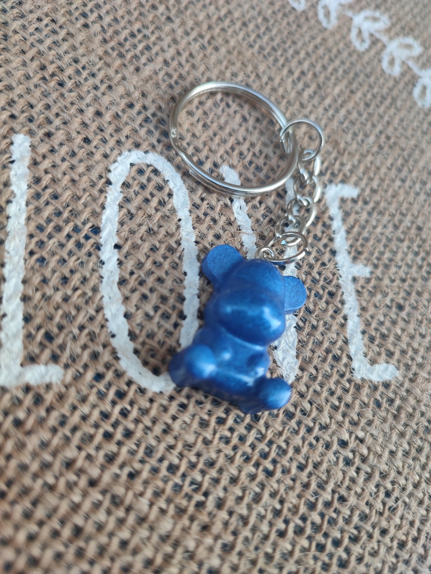 porte clé ourson bleu foncé résine epoxy
