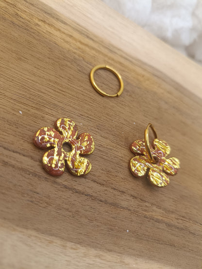 Pampille " dahlia " chocolat terracotta et doré