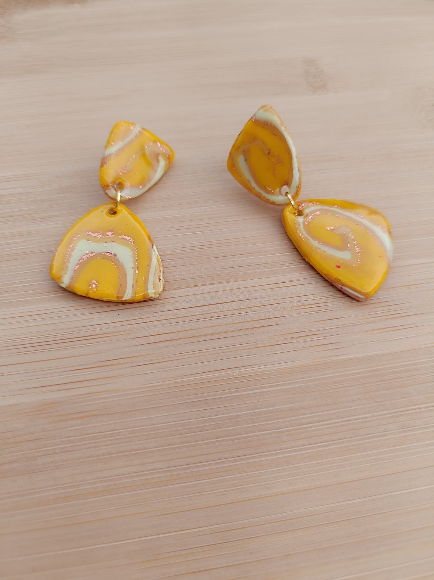 Boucles d'oreilles Eléonore jaune arc en ciel