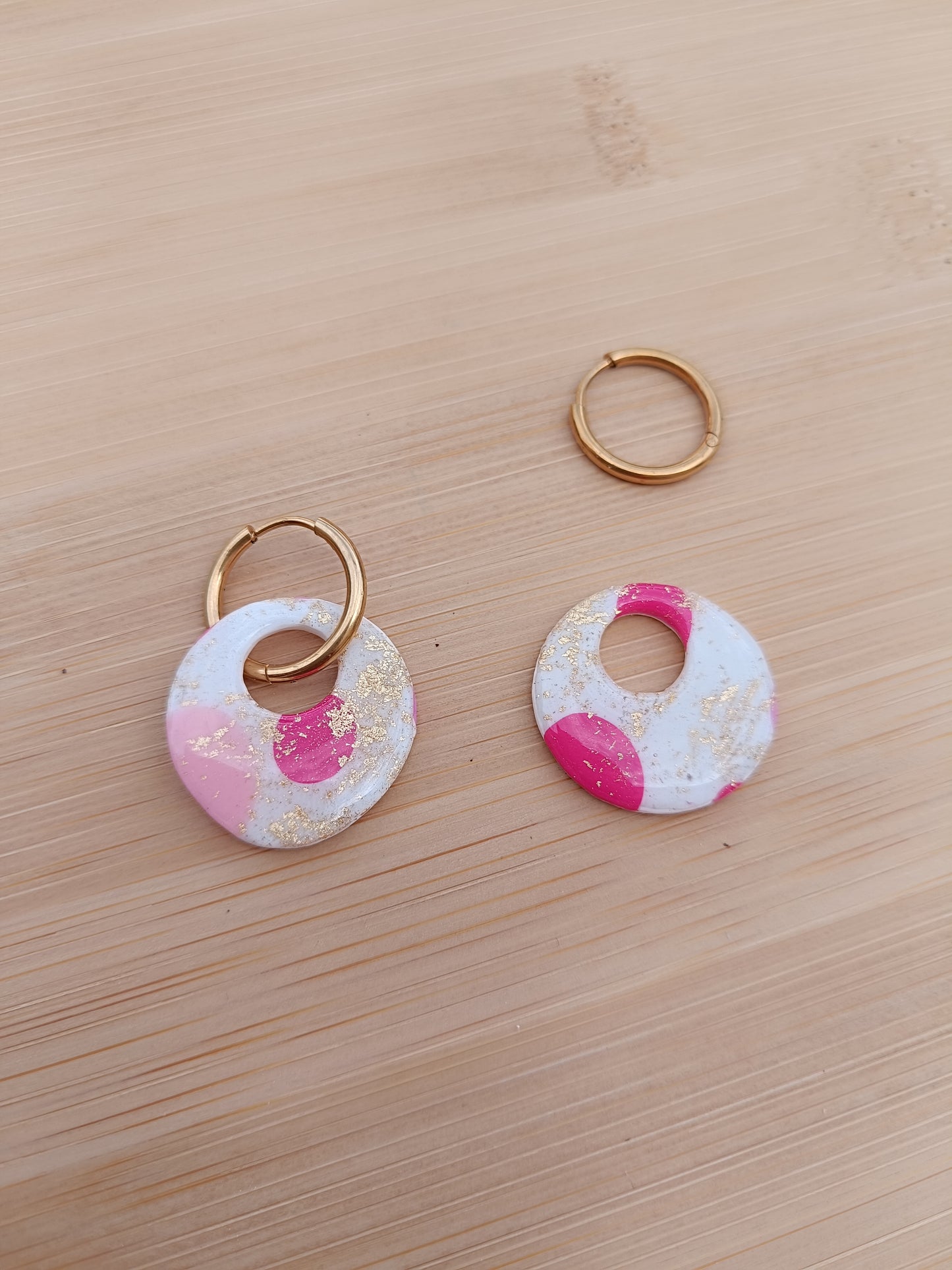 Pampilles " nelya " blanche rose foncé/pastel et violette