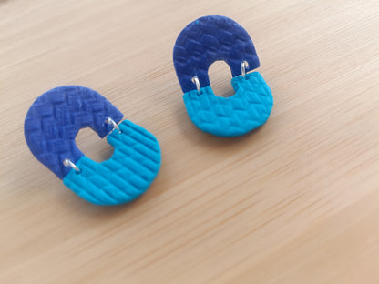 Boucles d'oreilles " lucile " bleu clair et foncé