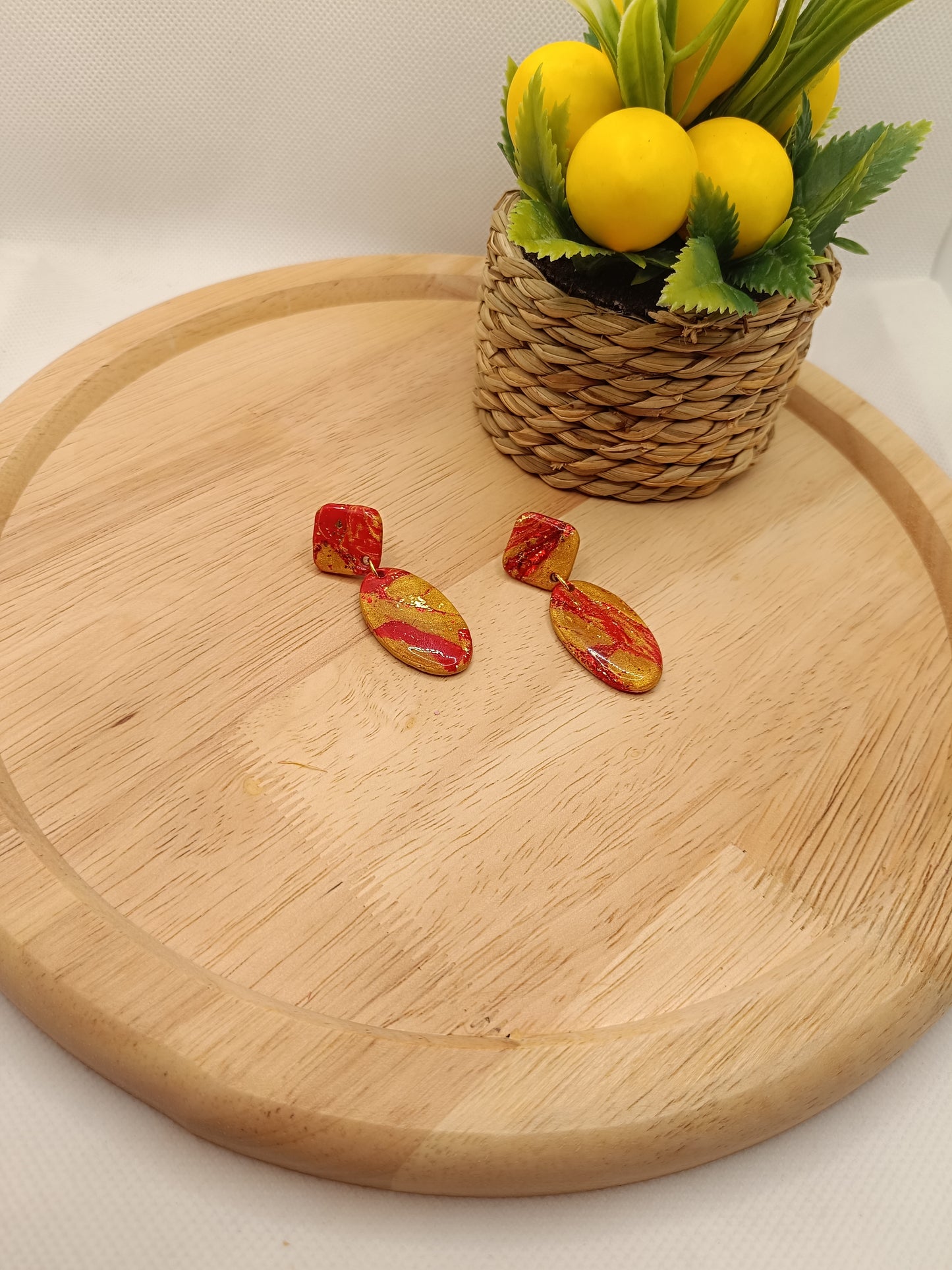 Boucles d'oreilles " Louise " marbé rouge et doré