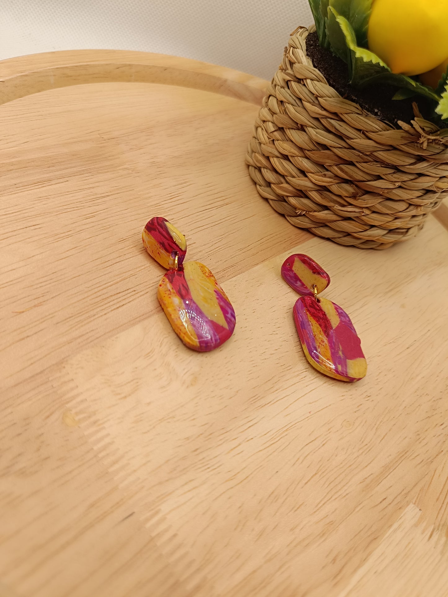 Boucles d'oreilles " nora " mélange de couleurs