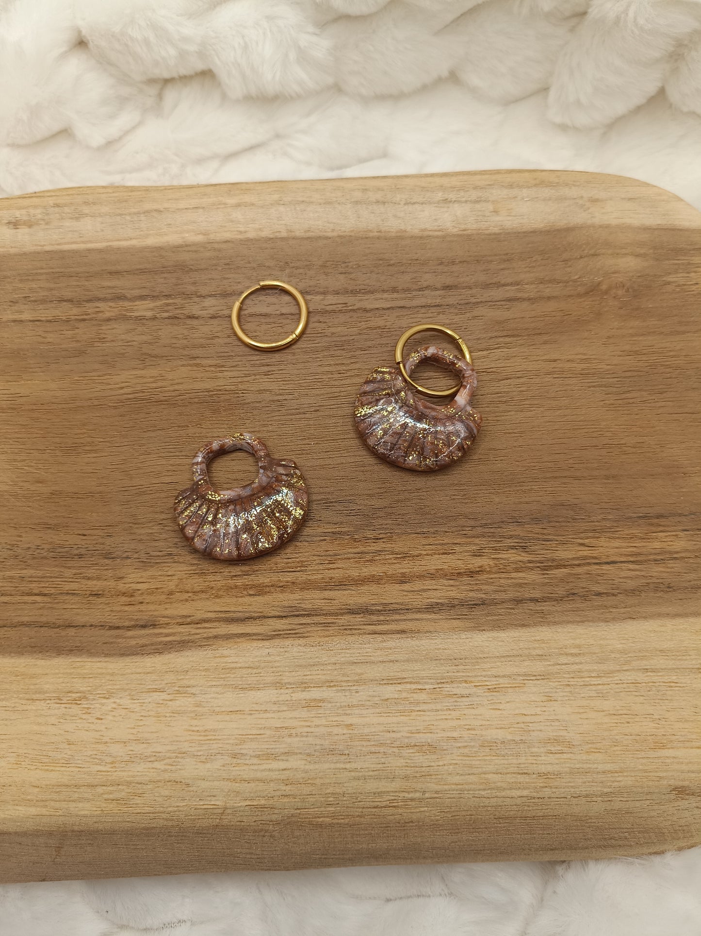 Pampille " jasmine" cappuccino et doré