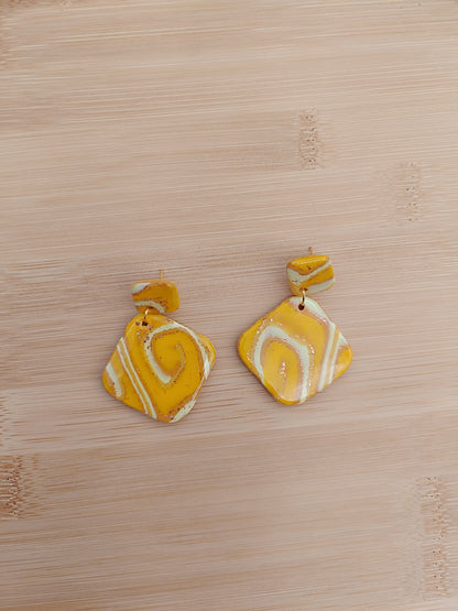 Boucles d'oreilles " alya " trio de jaune