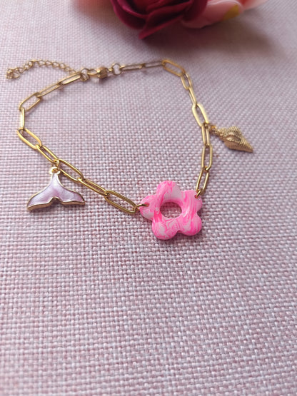 Bracelet chaîne dorée & fleur rose marbrée