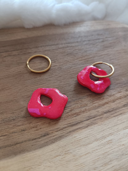 Pampille " jade " rouge motif fushia