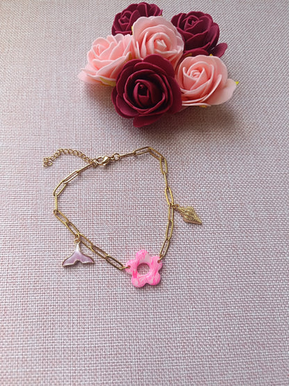 Bracelet chaîne dorée & fleur rose marbrée