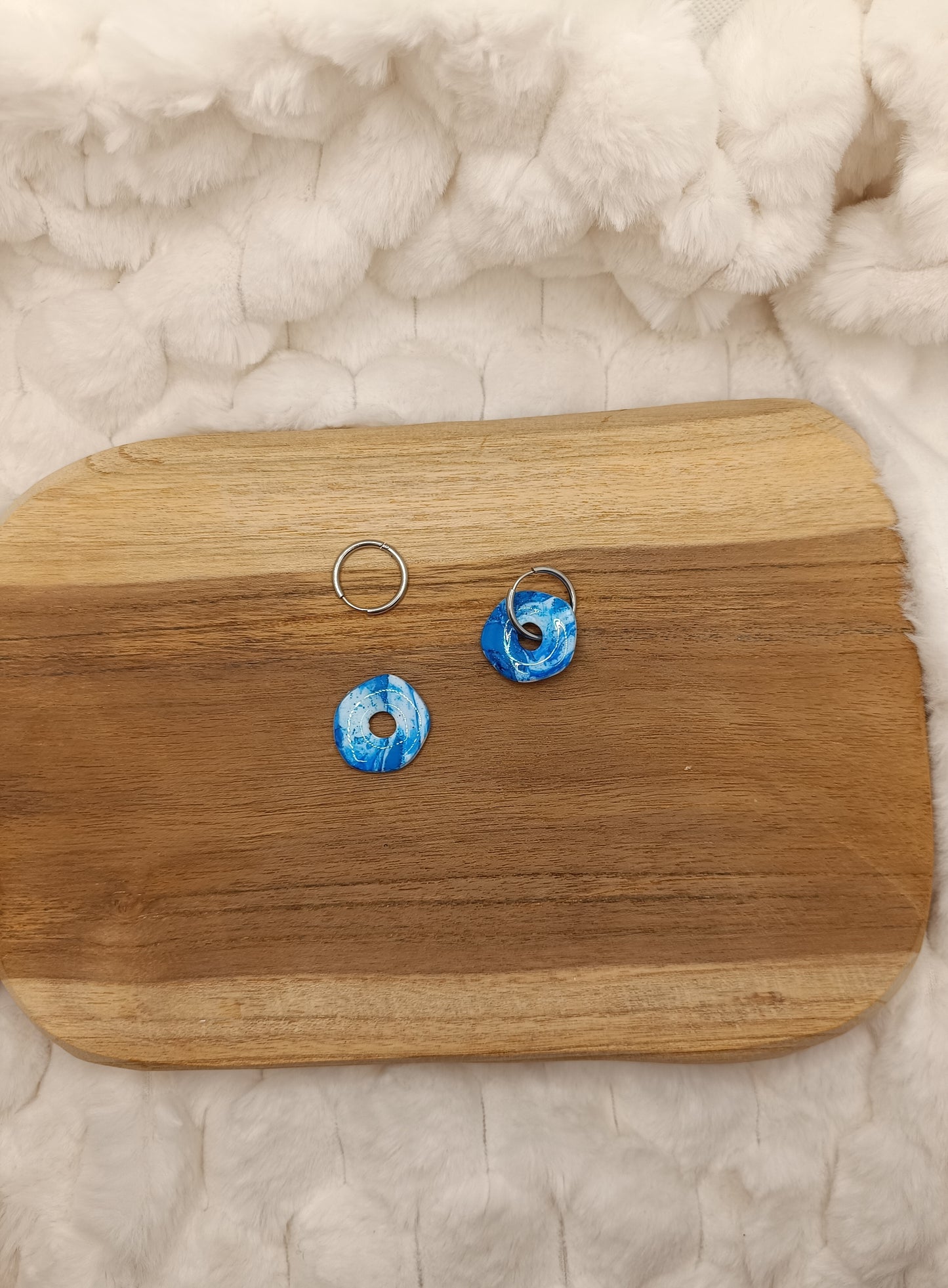 Pampille " iris " marbré bleu et blanc