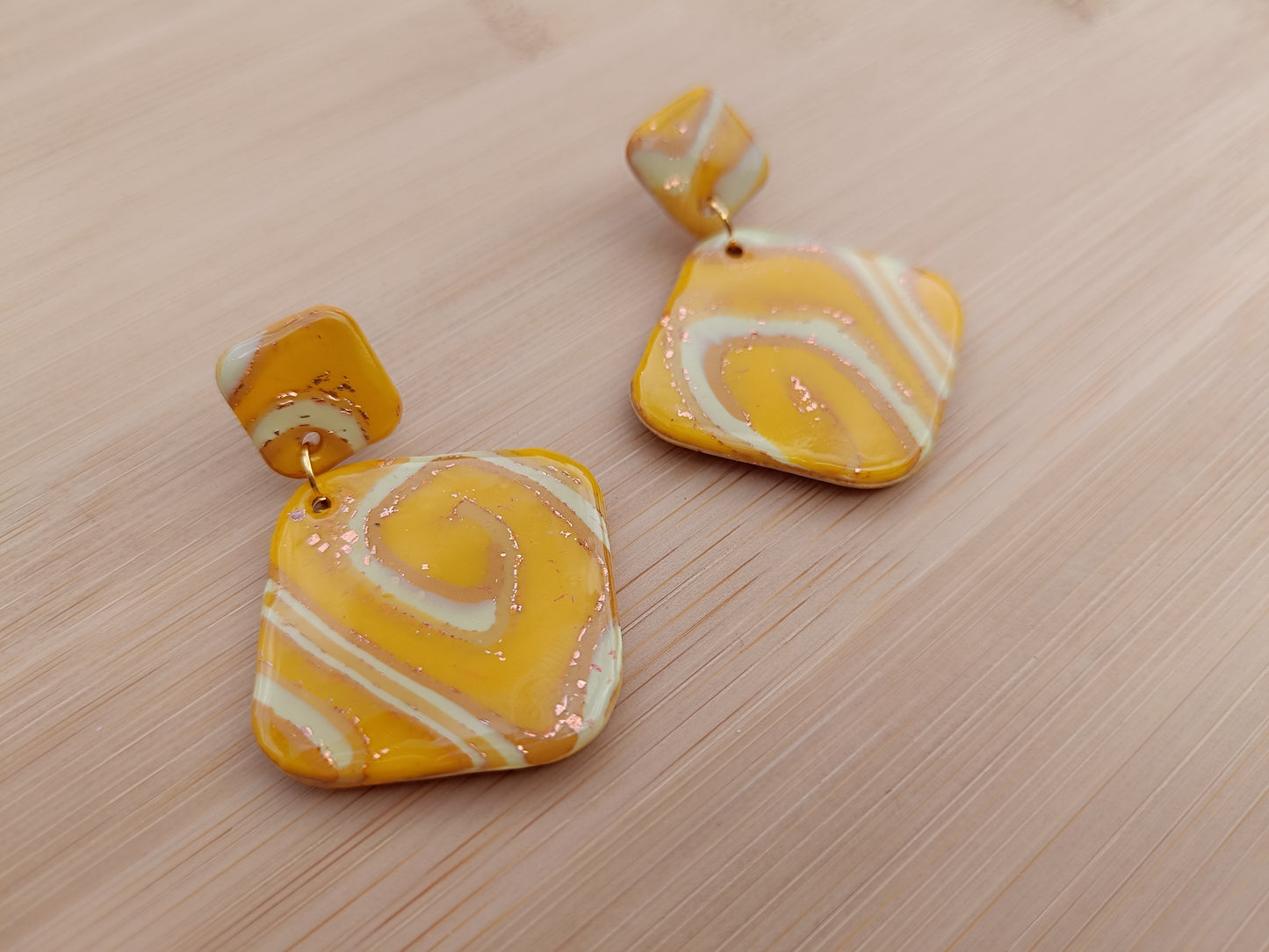 Boucles d'oreilles " alya " trio de jaune