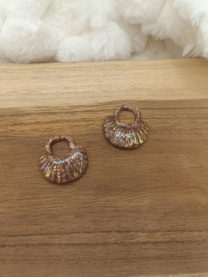 Pampille " jasmine" cappuccino et doré