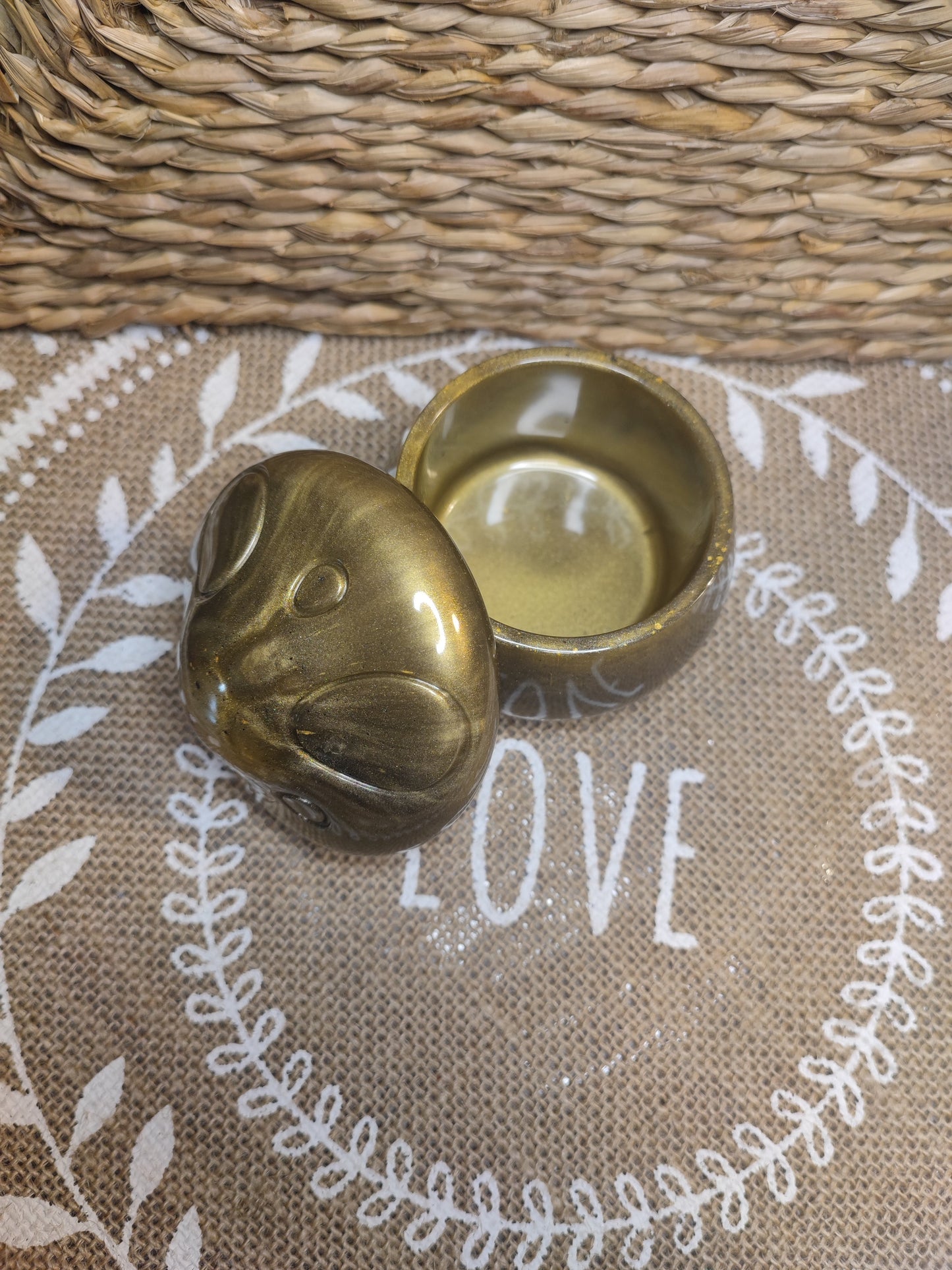 boite à bijoux champignon doré et noir résine epoxy