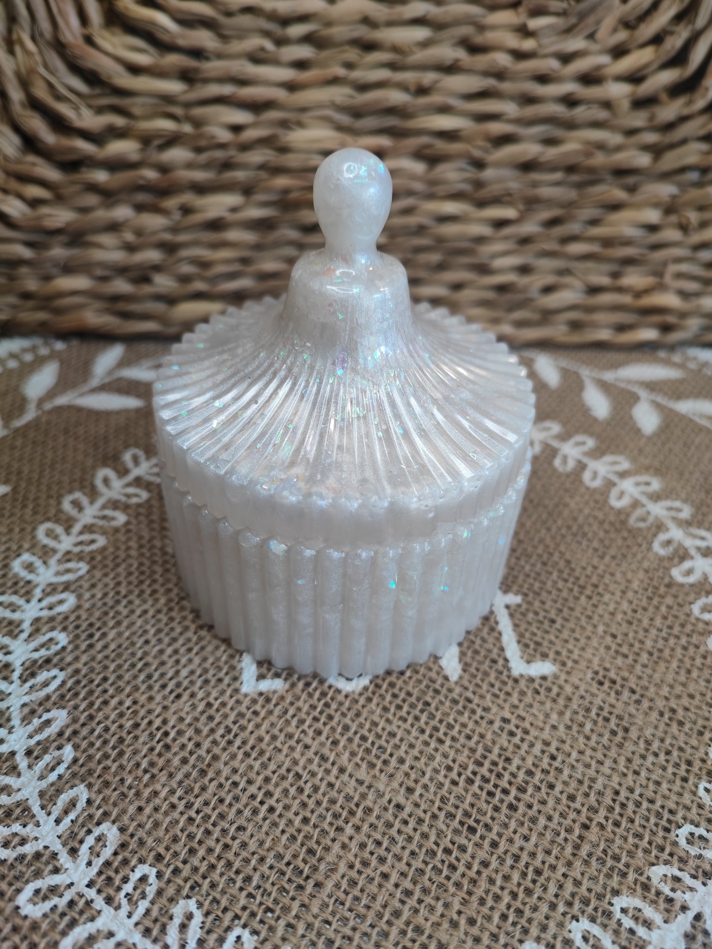 boite à bijoux pion blanche holographique résine epoxy