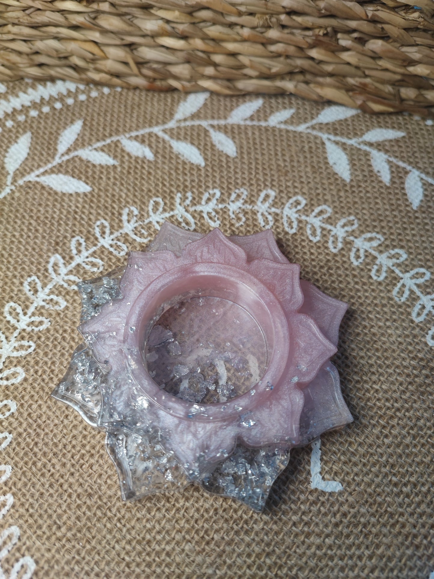 bougeoirs fleur de lotus rose cerisier et argenté résine epoxy