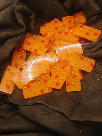 domino orange perle rouge résine epoxy