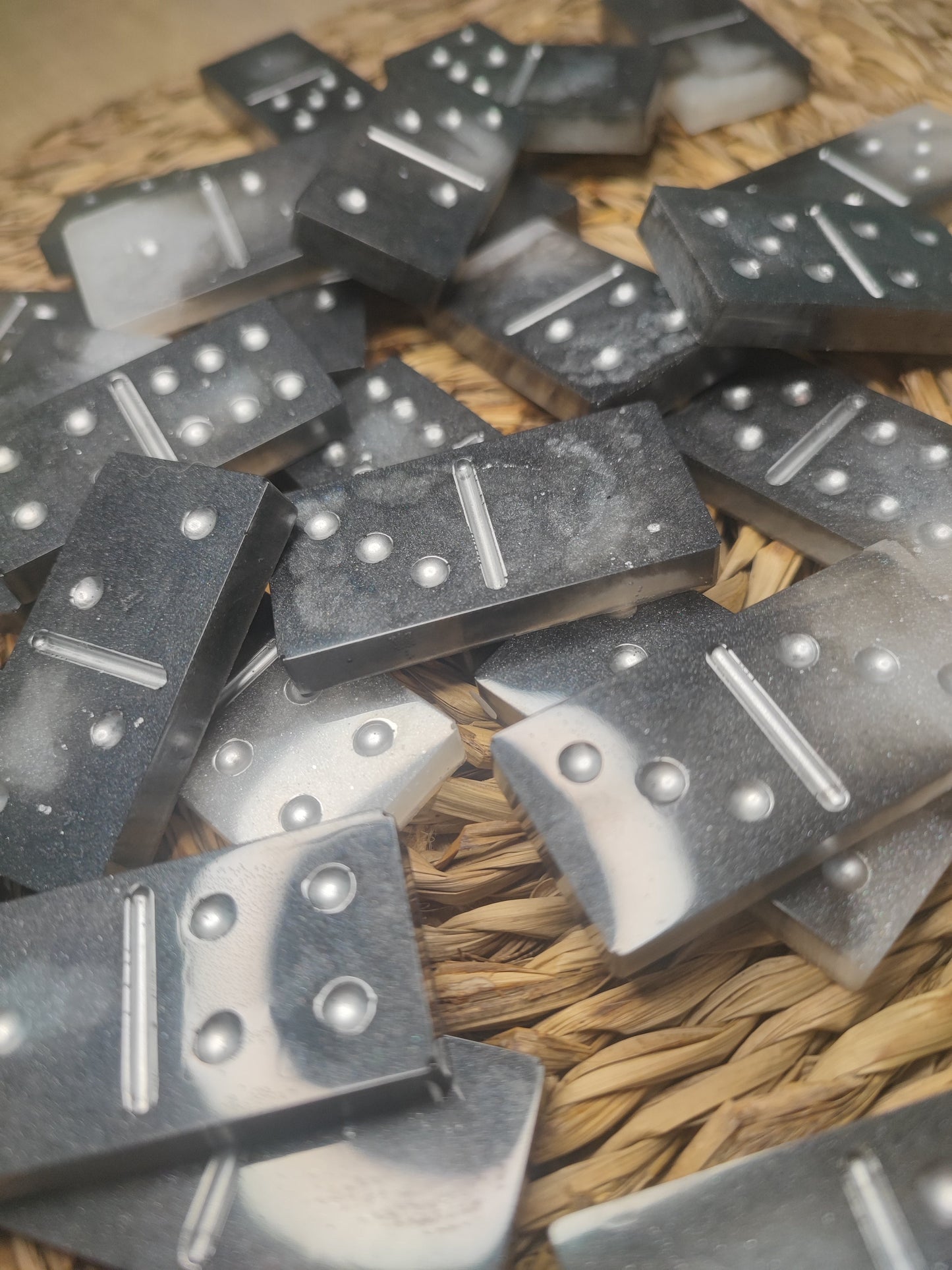 domino black moon résine epoxy