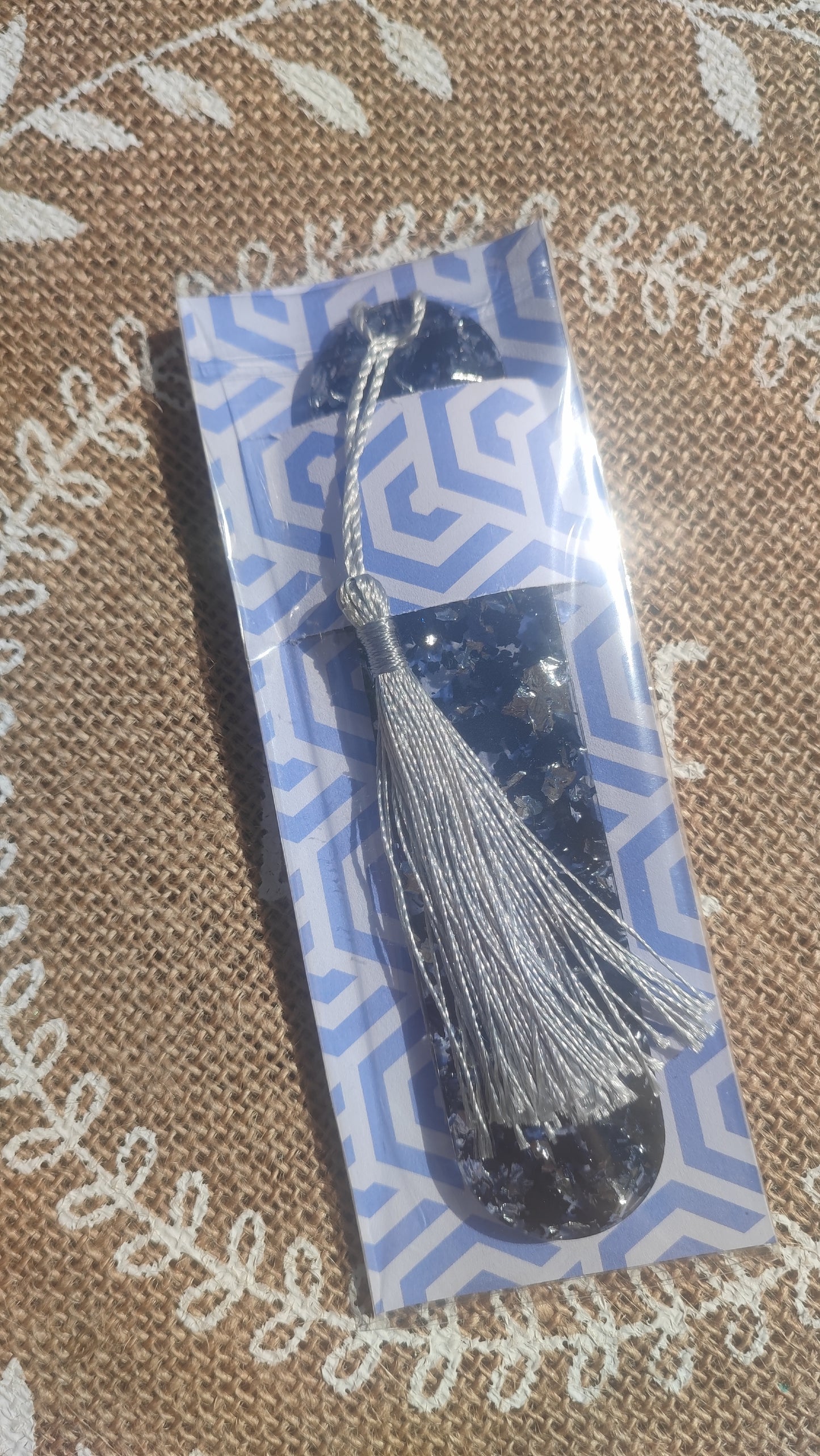 marque pages feuille noir et argenté résine epoxy