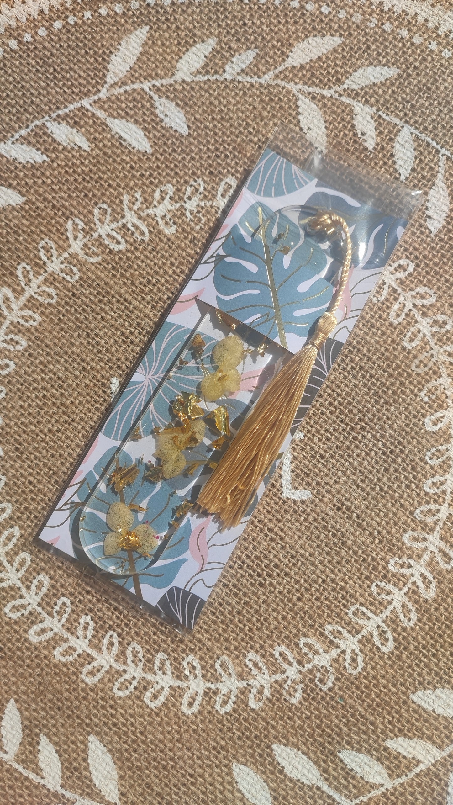 marque pages fleur jaune feuille d'or résine époxy