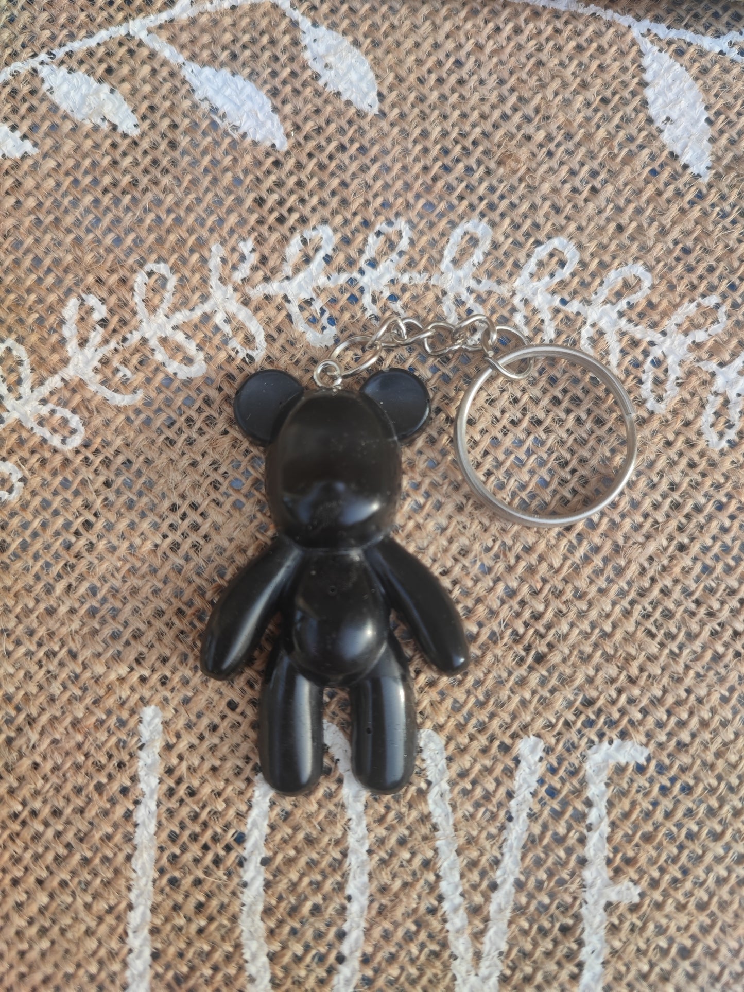 porte clé papa ours noir opaque résine epoxy